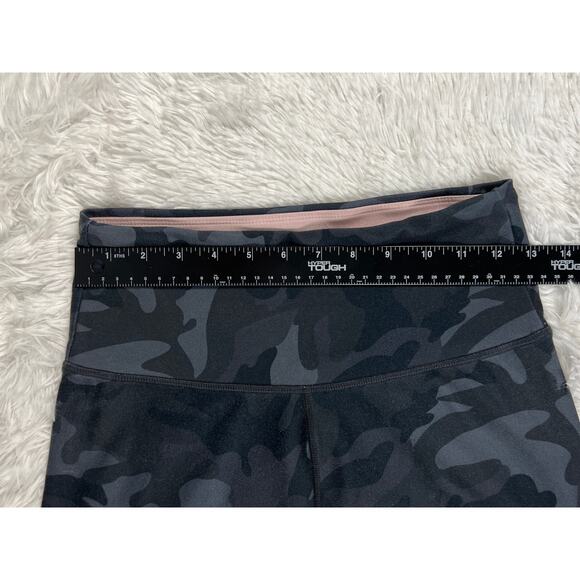 Camo Leggings Medium - Picture 3 of 8